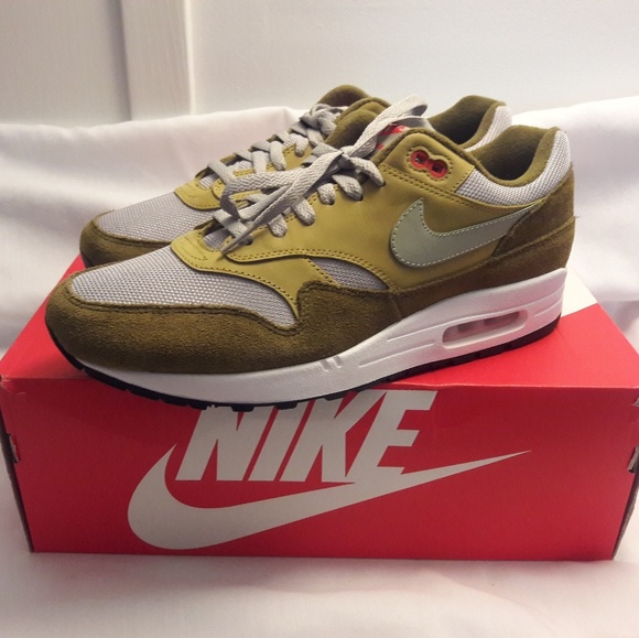 nike air max 1 premium retro green curry